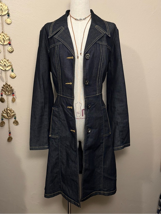 Bisou Bisou Jackets & Blazers - Bisou Bisou Y2K VTG Dark wash denim trench coat with pockets Size Medium